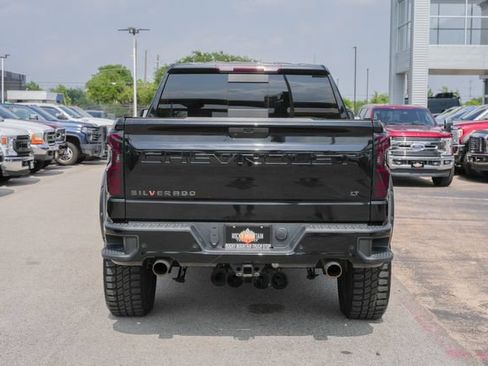 Used 2021 Chevrolet Silverado 1500 LT Trail Boss w/ Convenience Package II AWD/4WD image 8