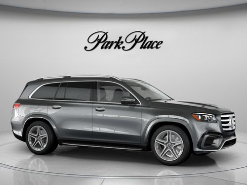 New 2026 Mercedes-Benz GLS 450 4MATIC image 32