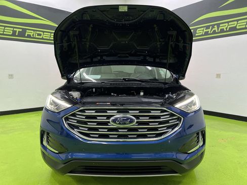 Used 2023 Ford Edge Titanium w/ Cargo Accessory Package image 4