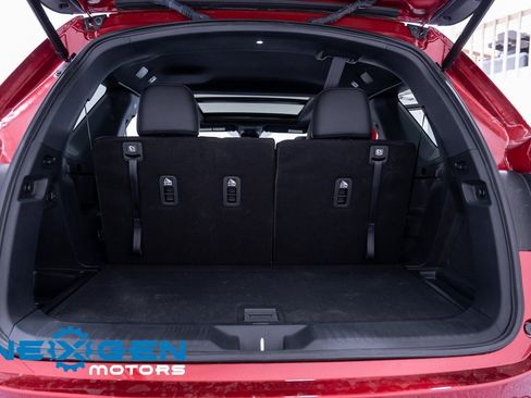 Used 2025 Honda Pilot TrailSport image 42