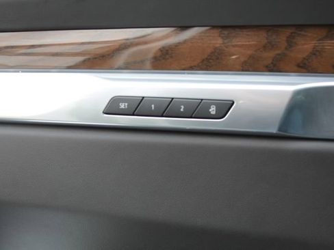 Used 2025 Cadillac Escalade ESV Sport Platinum w/ LPO, Floor Liner Package AWD/4WD image 41