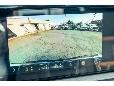 New 2026 GMC Sierra 2500 AT4 w/ AT4 Premium Plus Package AWD/4WD image 25