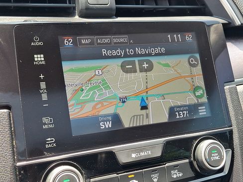 Used 2018 Honda Civic Touring image 18