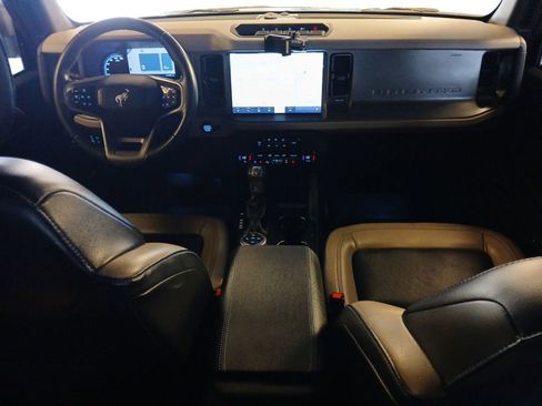 Used 2024 Ford Bronco Wildtrak AWD/4WD image 10