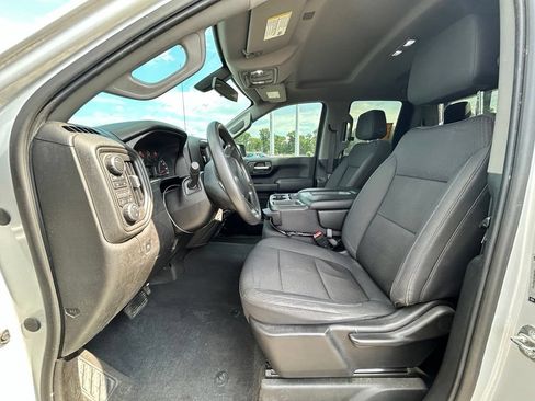 Used 2019 Chevrolet Silverado 1500 Custom Trail Boss w/ Custom Convenience Package AWD/4WD image 14