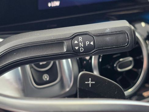 Used 2023 Mercedes-Benz GLB 250 4MATIC image 31