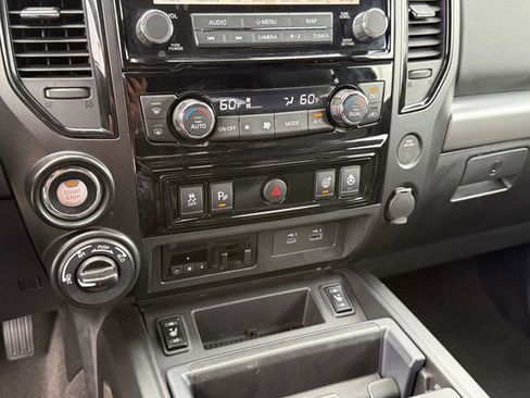 Used 2021 Nissan Titan PRO-4X w/ Pro-4x Convenience Package AWD/4WD image 21