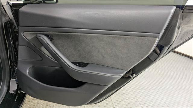 Used 2019 Tesla Model 3 Standard Range Plus RWD image 16
