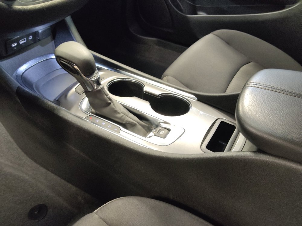 Used 2023 Chevrolet Malibu LT FWD image 26