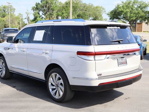 Used 2024 Lincoln Navigator Reserve image 7