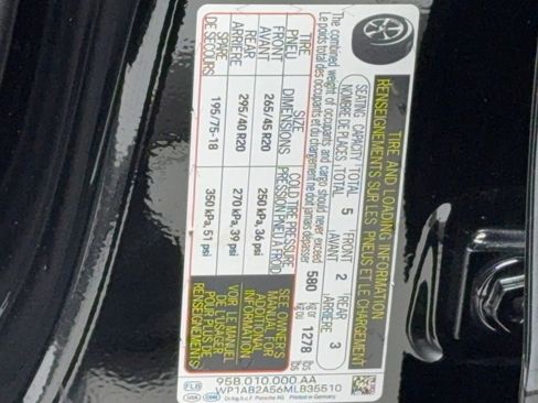 Used 2021 Porsche Macan S image 58