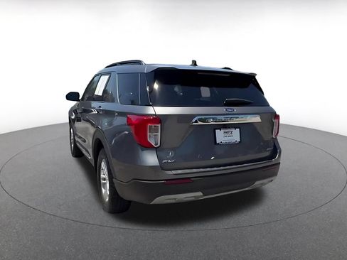 Used 2024 Ford Explorer XLT w/ Equipment Group 202A AWD/4WD image 11