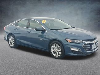 Used 2024 Chevrolet Malibu LT FWD video 3