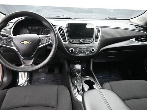 Used 2023 Chevrolet Malibu LT image 10