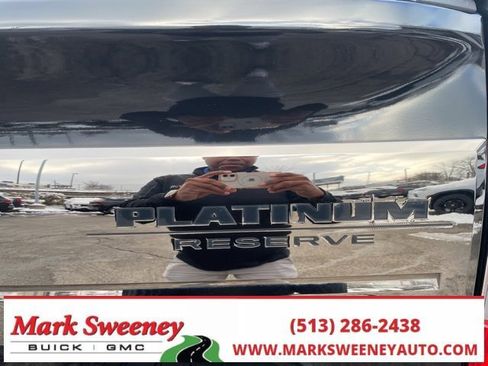 Used 2017 Nissan Titan Platinum Reserve image 9