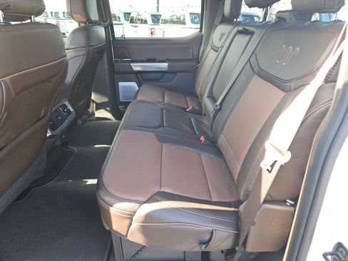 New 2025 Ford F350 King Ranch w/ FX4 Off-Road Package image 17