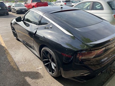 Used 2024 Nissan Z Performance w/ Floor Mat Package image 7