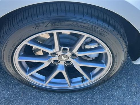 Used 2022 Tesla Model 3 RWD image 5