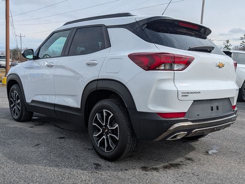 Used 2021 Chevrolet TrailBlazer ACTIV w/ Technology Package image 9