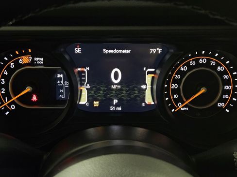 Used 2026 Jeep Wrangler Unlimited Rubicon AWD/4WD image 11