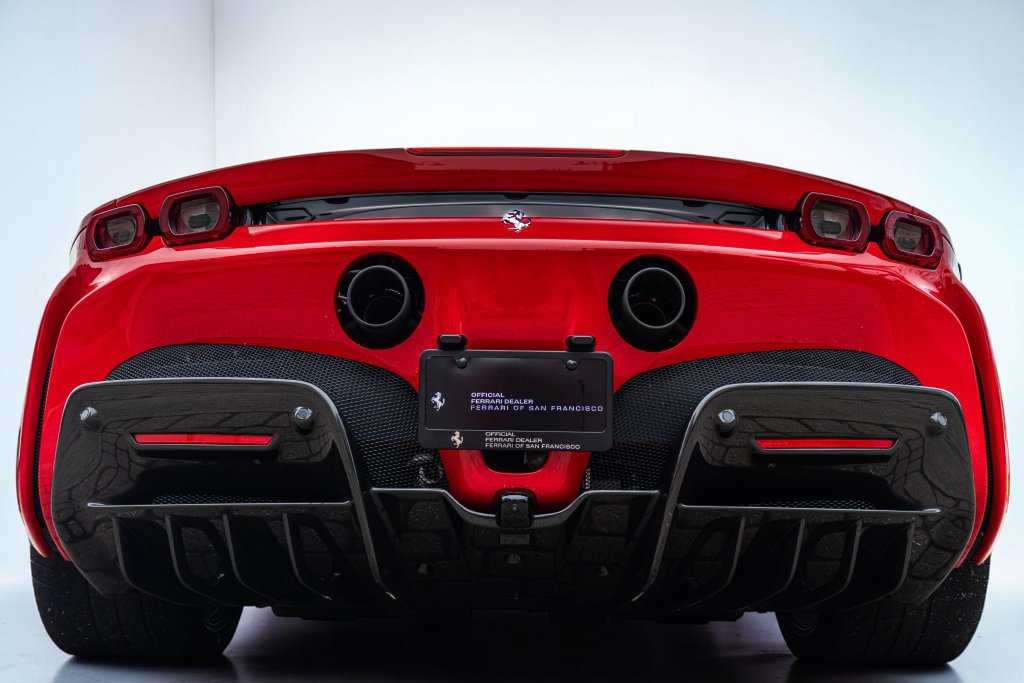 Certified 2022 Ferrari SF90 Spider AWD/4WD image 25