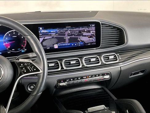 Used 2024 Mercedes-Benz GLE 350 4MATIC image 5