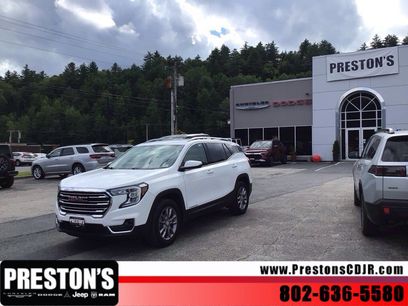 Used 2024 GMC Terrain SLT