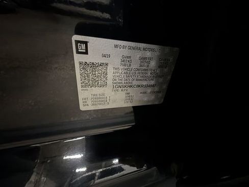 Used 2019 Chevrolet Suburban LT image 32