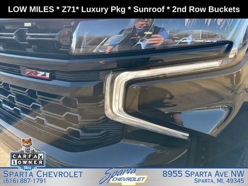 Used 2024 Chevrolet Tahoe Z71 w/ Luxury Package AWD/4WD image 11