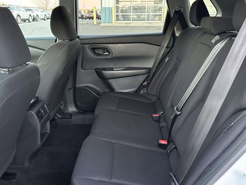 Used 2024 Nissan Rogue S image 14