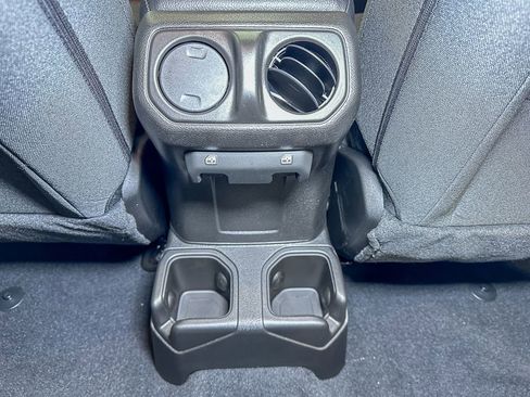 New 2026 Jeep Gladiator Sport image 21