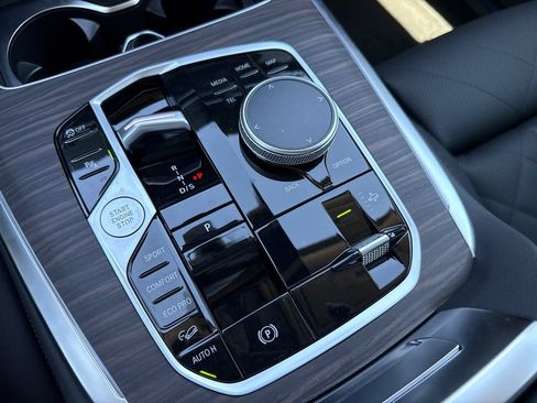 New 2026 BMW X7 xDrive40i AWD/4WD image 26