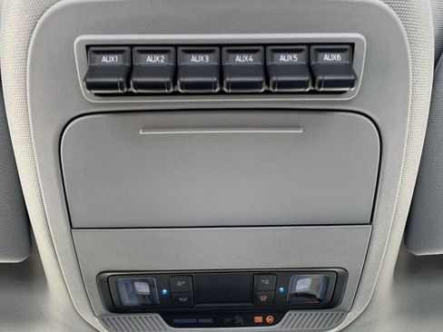 New 2026 Ford F250 XL w/ XL Chrome Package image 40