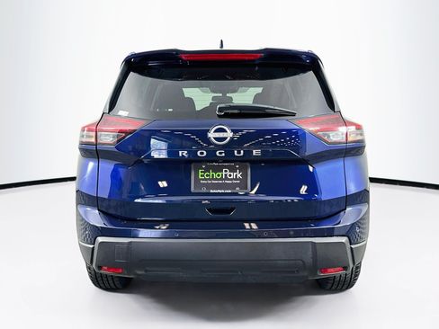 Used 2025 Nissan Rogue SV FWD image 7