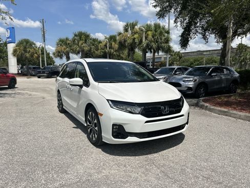 New 2026 Honda Odyssey Elite image 8