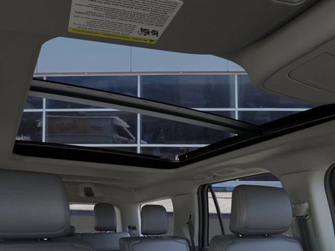 New 2026 Ford Expedition Active AWD/4WD image 22