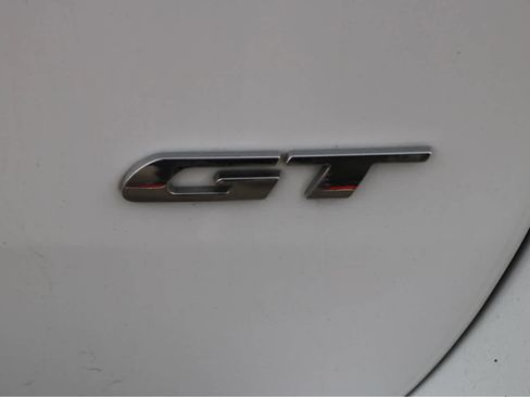 Used 2023 Dodge Durango GT image 7