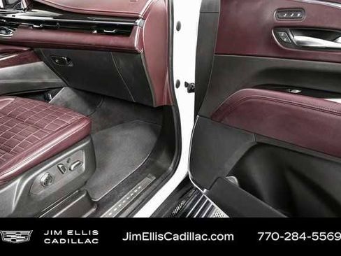 Used 2023 Cadillac Escalade Sport Platinum image 26