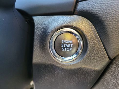 Used 2021 Toyota RAV4 XLE image 25