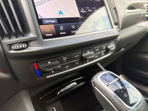 Used 2024 Maserati Levante Modena Ultima image 46