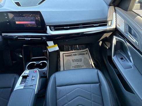 Used 2025 BMW X1 xDrive28i w/ Technology Package image 19