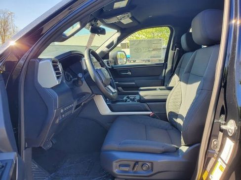 New 2026 Toyota Tundra SR5 AWD/4WD image 18