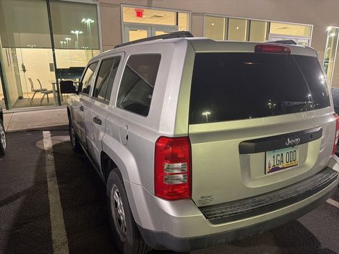 Used 2013 Jeep Patriot Sport image 5