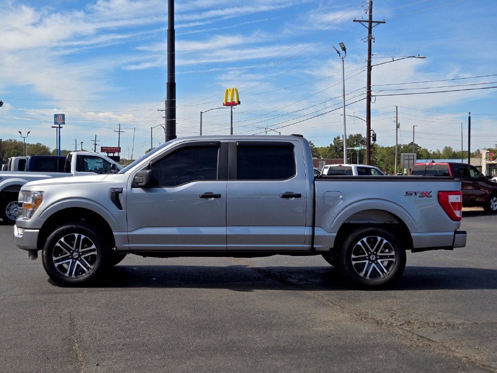 Used 2022 Ford F150 XL w/ STX Appearance Package RWD image 2