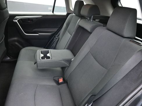 Used 2021 Toyota RAV4 LE w/ Carpet Mat Package (TMS) image 21