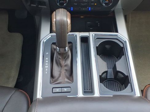 Used 2015 Ford F150 King Ranch w/ Equipment Group 601A Luxury RWD image 17