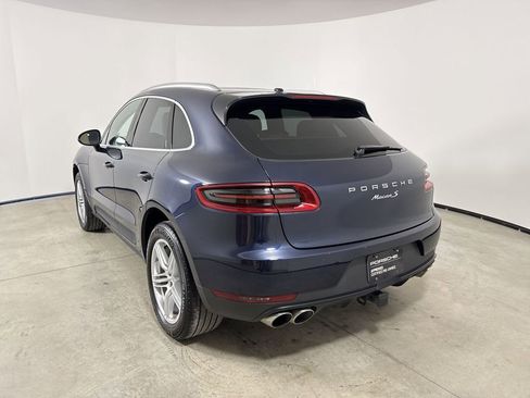 Certified 2018 Porsche Macan S image 3