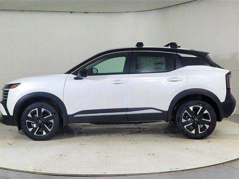 New 2026 Nissan Kicks SV w/ Cold Weather Package image 4