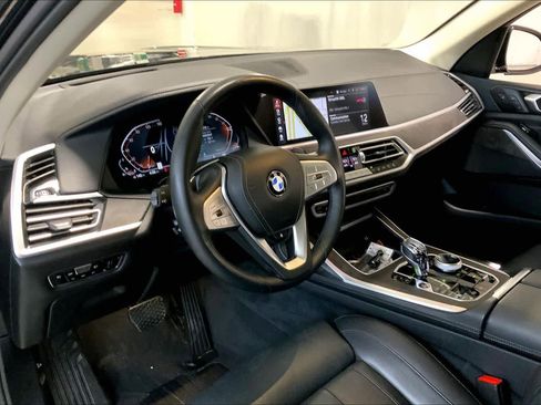Used 2022 BMW X7 xDrive40i w/ Executive Package image 17