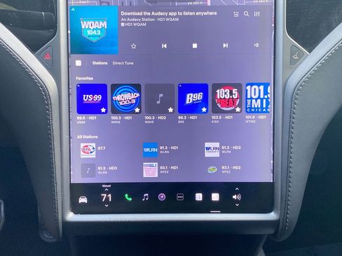 Used 2018 Tesla Model X 75D image 27